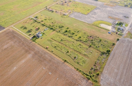 Serene Country Living 3 Bedroom/ 2 Bathroom  in Taft, TX - image 33