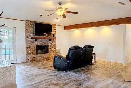 Serene Country Living 3 Bedroom/ 2 Bathroom  in Taft, TX - image 28
