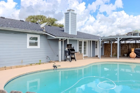 Serene Country Living 3 Bedroom/ 2 Bathroom  in Taft, TX - image 10