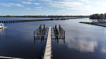 Exclusive Moss Landing Lot with River Views - Walk to Downtown! - image 15