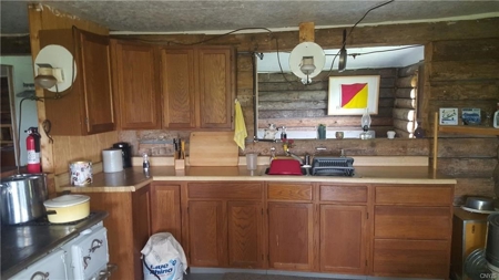 Hunting Cabin For Auction in Madison County New York! - image 4