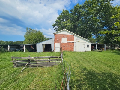 All The Country And Only Minutes From Chillicothe - image 29