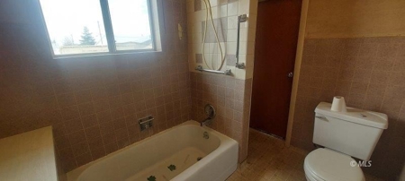 Bargain! 2 Bdr/1 Bth, 1,093 Sq. Ft/ 1-Car Garage - image 10