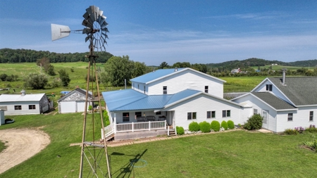 Expansive Amish Farmstead with Trout Stream Jackson County - image 25