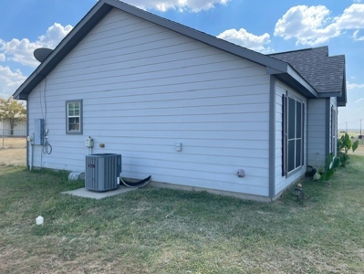 Home On Acreage For Sale In Celina, Texas - image 6