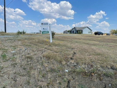 Home On Acreage For Sale In Celina, Texas - image 11
