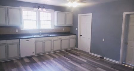 Home In Town - image 5