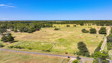 50 Acres 3Br-3Ba Brick - Horse Stalls Working Pens Tack Room - image 36