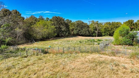 50 Acres 3Br-3Ba Brick - Horse Stalls Working Pens Tack Room - image 45