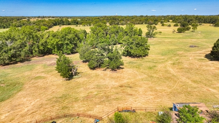 50 Acres 3Br-3Ba Brick - Horse Stalls Working Pens Tack Room - image 46