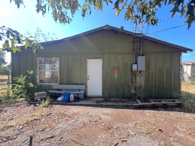 50 Acres 3Br-3Ba Brick - Horse Stalls Working Pens Tack Room - image 28