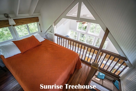 The Cottage Treehouses B&B Hermann MO For Sale - image 10