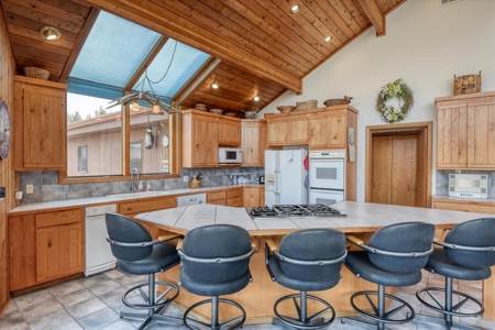 Dream Lake Cabin on Lake Roosevelt in Coveted Hanson Harbor! - image 32