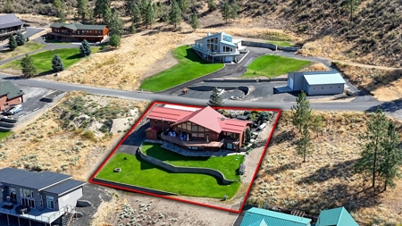 Dream Lake Cabin on Lake Roosevelt in Coveted Hanson Harbor! - image 17