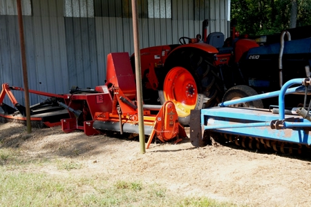 MS Poultry Broiler Farm with House and Tractor Equipment - image 18