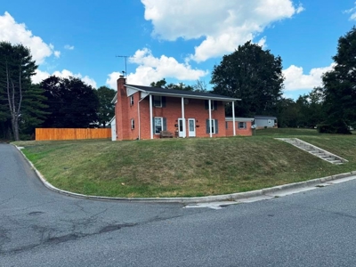 Auction - Duplex - Wytheville, VA - image 16