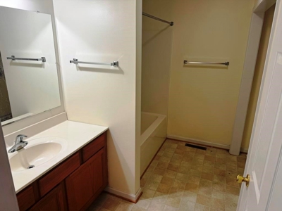 Auction - 5 unit apartments for sale - Wytheville, VA - image 15