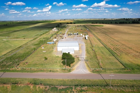 Commercial Property For Sale In Elk City, Oklahoma - image 3