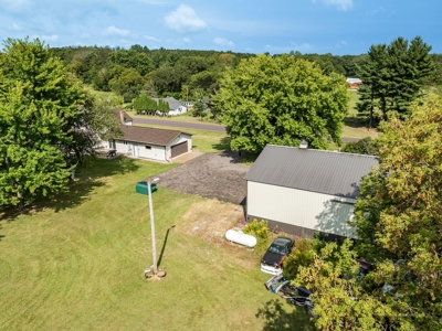 Charming Farmhouse on 3.94 Acres in Portage, Wisconsin - image 37