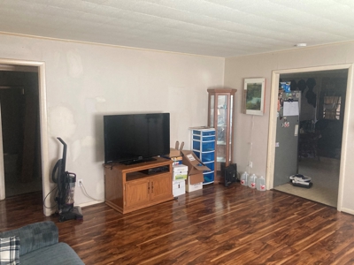 Home in town for sale in Glasgow, Kentucky - image 3