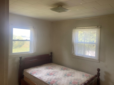 Home in town for sale in Glasgow, Kentucky - image 7