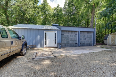 NW IL private home in the woods - image 44