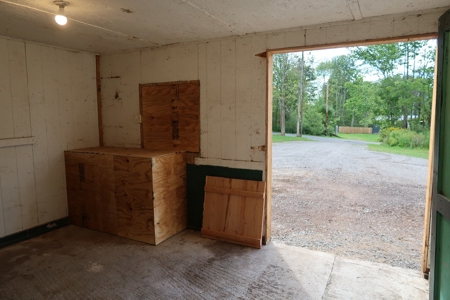 10 Acres with/5 stall barn in Bainbridge-Guilford District - image 42