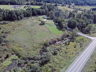 10 Acres with/5 stall barn in Bainbridge-Guilford District - image 4