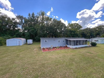 Home for Sale in Trenton, FL - image 11