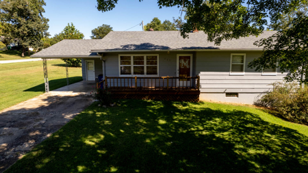 Home in Town for Sale in Mammoth Springs Arkansas - image 19