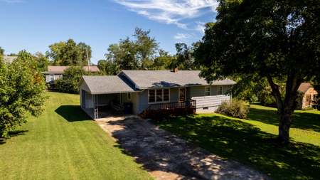 Home in Town for Sale in Mammoth Springs Arkansas - image 15