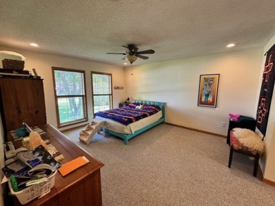 Home & 3 Acres In Hamilton Mo For Sale - image 14