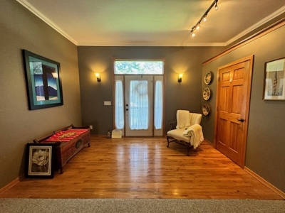 Home & 3 Acres In Hamilton Mo For Sale - image 7