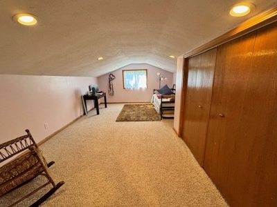 Home & 3 Acres In Hamilton Mo For Sale - image 3