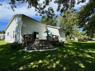 Home & 3 Acres In Hamilton Mo For Sale - image 25