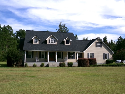 Country Home Oasis on 5 acres! - image 2