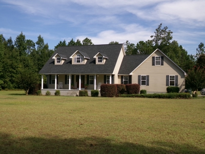 Country Home Oasis on 5 acres! - image 1