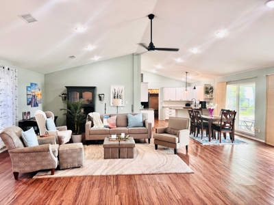 Lake Front To Hilltop Home With Acreage  On Lake Brownwood - image 11