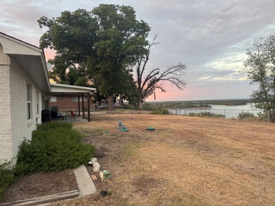 Lake Front To Hilltop Home With Acreage  On Lake Brownwood - image 4
