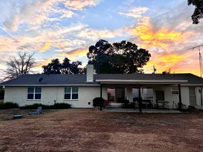 Lake Front To Hilltop Home With Acreage  On Lake Brownwood - image 2