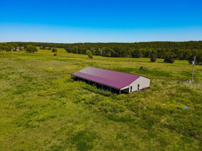 Cattle Farm For Sale in Benton County, MO - image 9