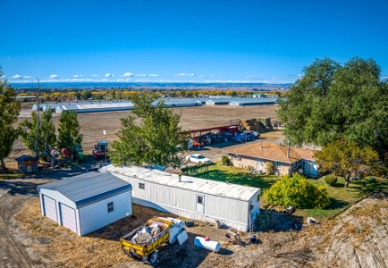 Farm For Sale in Colorado, Jennifer. Thomas and Deanna Mautz - image 39