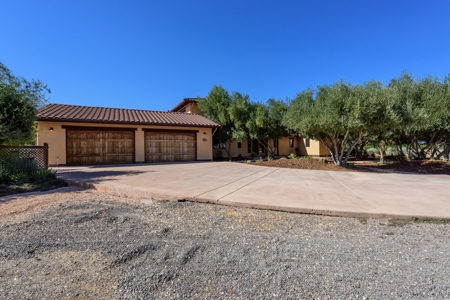 N California Equestrian Property with Country Home for Sale - image 8