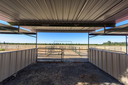 N California Equestrian Property with Country Home for Sale - image 38