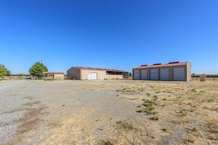 N California Equestrian Property with Country Home for Sale - image 37