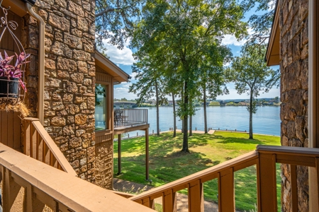 Lake Front Condo in Hot Springs, AR - image 17