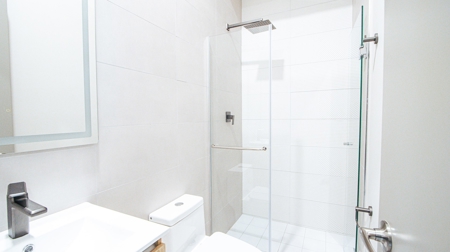 Invest in Luxury Apartments for 2027 in Downtown Panama City - image 4