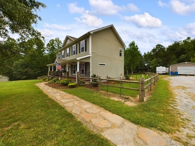 Gorgeous Home in Hickory w/ 3.87+/- Acres - image 38