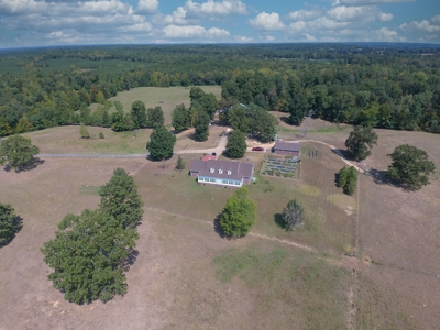 Large Country Home On Acreage In Tn, Shop, Barn, & Pond - image 1