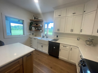 4 bedroom 3 bath country home for sale near Brownsville Ky. - image 21